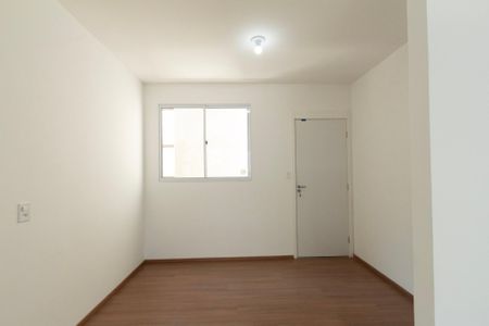 Sala  de apartamento para alugar com 2 quartos, 43m² em Recreio dos Sorocabanos, Sorocaba