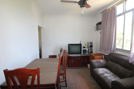 Sala de apartamento à venda com 2 quartos, 76m² em Posse, Rio de Janeiro