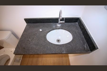 Banheiro Social de kitnet/studio para alugar com 1 quarto, 25m² em Vila Formosa, São Paulo