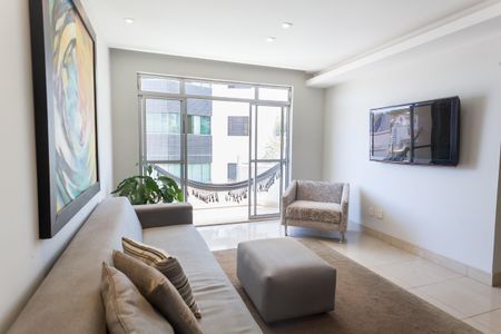Sala de apartamento para alugar com 3 quartos, 100m² em Buritis, Belo Horizonte
