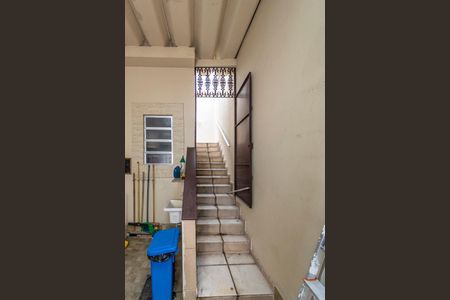 Casa à venda com 182m², 5 quartos e 4 vagasVaranda Gourmet - Acesso a Piscina