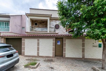 Casa à venda com 182m², 5 quartos e 4 vagasFachada do Imóvel