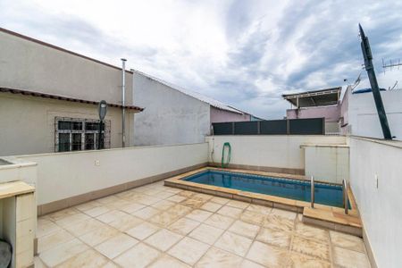 Casa à venda com 182m², 5 quartos e 4 vagasTerraço da Piscina