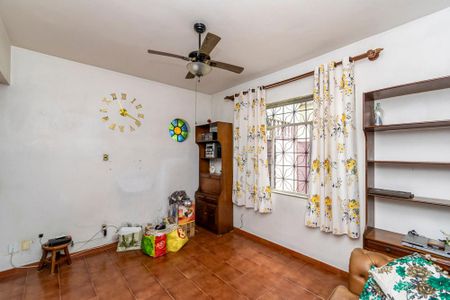 Sala de casa à venda com 5 quartos, 182m² em Vila Kosmos, Rio de Janeiro