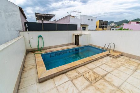 Casa à venda com 182m², 5 quartos e 4 vagasTerraço da Piscina
