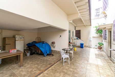Casa à venda com 182m², 5 quartos e 4 vagasVaranda Gourmet