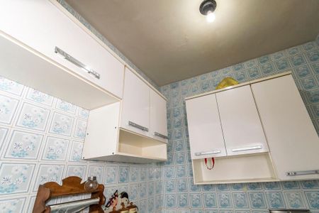 Casa à venda com 182m², 5 quartos e 4 vagasCozinha - Armários