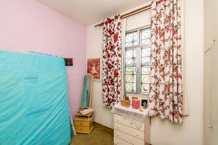 Casa à venda com 182m², 5 quartos e 4 vagasQuarto 2