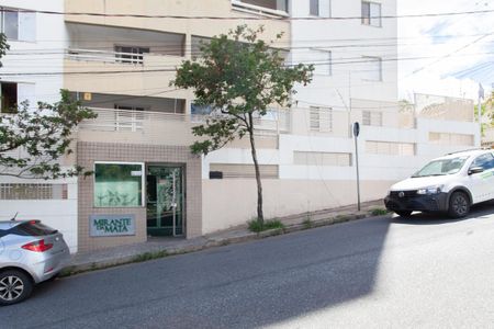 Apartamento para alugar com 157m², 3 quartos e 2 vagasFachada