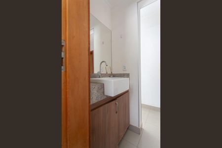 Apartamento para alugar com 157m², 3 quartos e 2 vagasBanheiro Social
