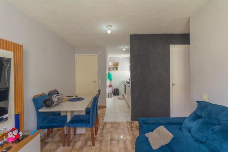 Sala de apartamento à venda com 2 quartos, 45m² em Mato Grande, Canoas
