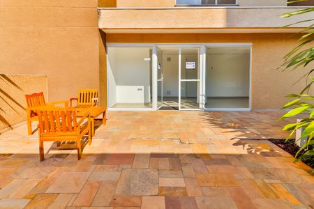 Studio à venda com 27m², 1 quarto e sem vagaÁrea comum - Piscina