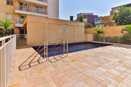 Studio à venda com 27m², 1 quarto e sem vagaÁrea comum - Piscina