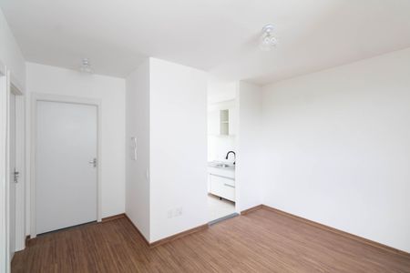 Sala de apartamento para alugar com 2 quartos, 42m² em Campo Grande, Rio de Janeiro