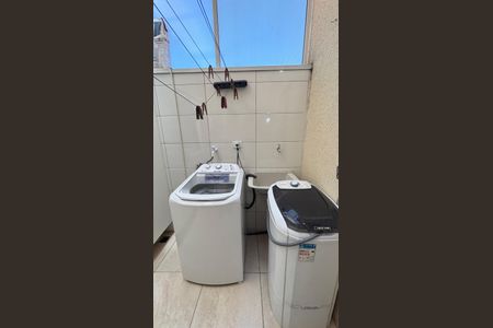 Apartamento à venda com 37m², 2 quartos e 1 vagaÁrea de Serviço
