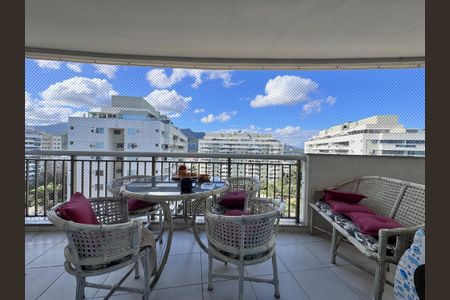 Varanda de apartamento para alugar com 2 quartos, 70m² em Barra da Tijuca, Rio de Janeiro