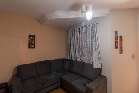 Casa de condomínio à venda com 66m², 2 quartos e 1 vagaSala