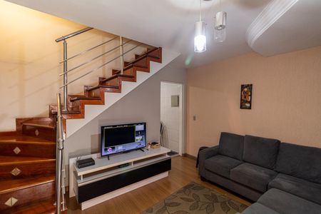 Casa de condomínio à venda com 66m², 2 quartos e 1 vagaSala