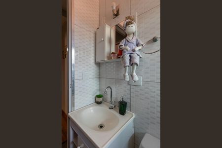 Casa de condomínio à venda com 66m², 2 quartos e 1 vagaBanheiro