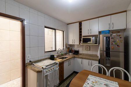 Casa de condomínio à venda com 66m², 2 quartos e 1 vagaCozinha