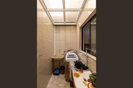 Casa de condomínio à venda com 66m², 2 quartos e 1 vagaÁrea de Serviço