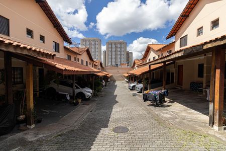 Casa de condomínio à venda com 66m², 2 quartos e 1 vagaÁrea Comum
