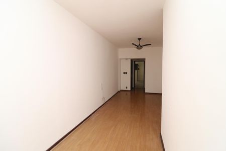 Sala de apartamento para alugar com 2 quartos, 70m² em Ilha Governador, Rio de Janeiro
