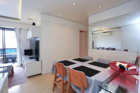 Sala  de apartamento à venda com 2 quartos, 72m² em Vila Andrade, São Paulo