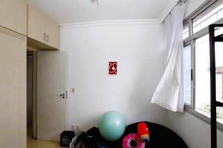 Apartamento para alugar com 74m², 3 quartos e 1 vagaQuarto 2
