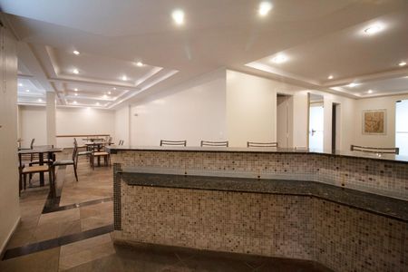 Apartamento à venda com 148m², 4 quartos e 3 vagas