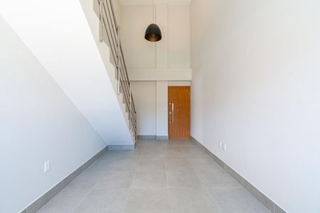 Sala de apartamento para alugar com 2 quartos, 140m² em Floresta, Belo Horizonte