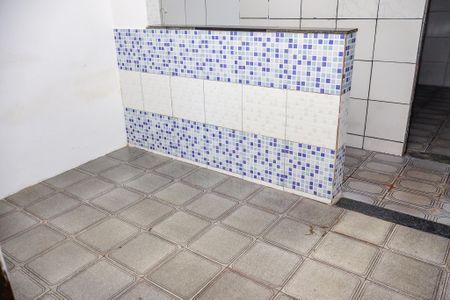 Sala/Cozinha de kitnet/studio para alugar com 1 quarto, 70m² em Itapuã, Salvador