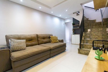 Sala de casa à venda com 3 quartos, 150m² em Vila Ré, São Paulo
