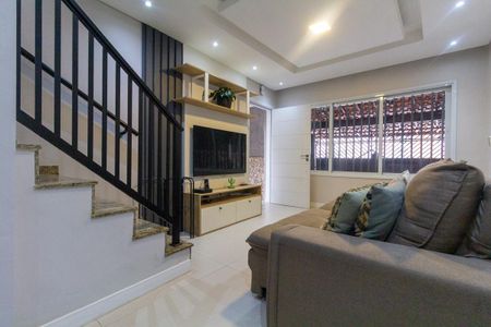 Sala de casa à venda com 3 quartos, 150m² em Vila Ré, São Paulo