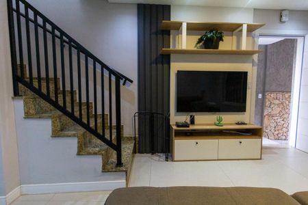 Sala de casa à venda com 3 quartos, 150m² em Vila Ré, São Paulo