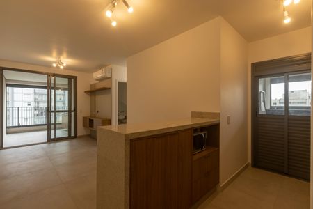 Sala de apartamento para alugar com 2 quartos, 71m² em Indianópolis, São Paulo