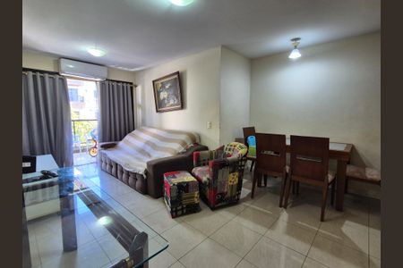 Sala  de apartamento para alugar com 2 quartos, 92m² em Recreio dos Bandeirantes, Rio de Janeiro