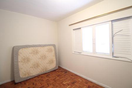 Casa à venda com 3 quartos, 150m² em Vila Campo Grande, São Paulo