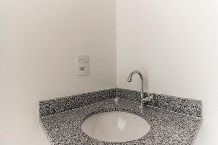 Apartamento à venda com 35m², 2 quartos e sem vaga Apartamento à venda com 35m², 2 quartos e sem vagaBanheiro