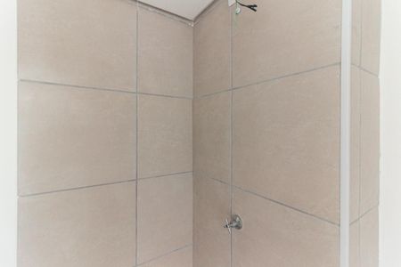 Apartamento à venda com 35m², 2 quartos e sem vaga Apartamento à venda com 35m², 2 quartos e sem vagaBanheiro