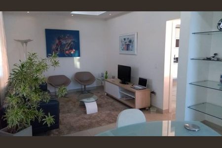Casa à venda com 3 quartos, 220m² em Jardim Pacaembu, Jundiaí