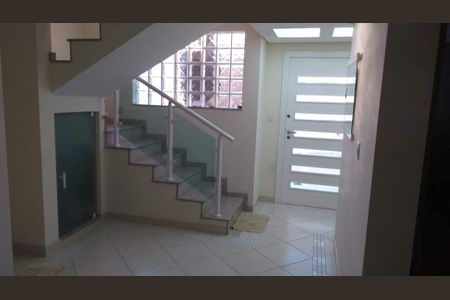 Casa à venda com 3 quartos, 220m² em Jardim Pacaembu, Jundiaí