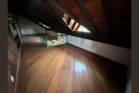 Casa à venda com 3 quartos, 347m² em Anhangabaú, Jundiaí