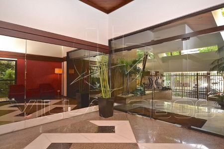 Apartamento à venda com 160m², 4 quartos e 3 vagas