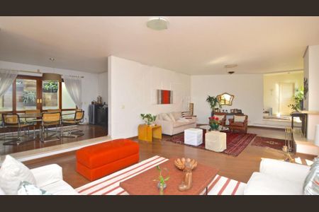 Casa à venda com 4 quartos, 400m² em Alto da Lapa, São Paulo