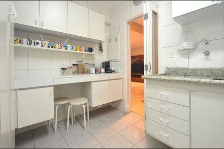 Apartamento à venda com 120m², 3 quartos e 2 vagas