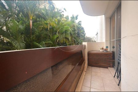 Apartamento à venda com 120m², 3 quartos e 2 vagas