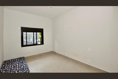 Casa à venda com 3 quartos, 215m² em Alto de Pinheiros, São Paulo