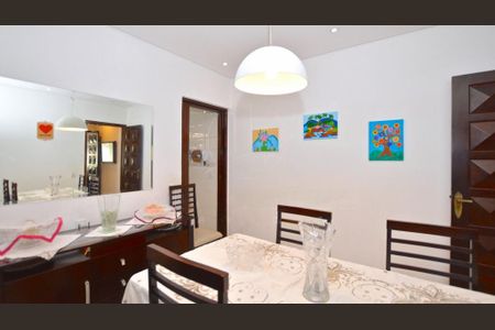 Casa à venda com 3 quartos, 131m² em Vila Madalena, São Paulo