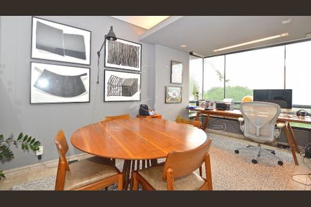 Apartamento à venda com 260m², 2 quartos e 2 vagas